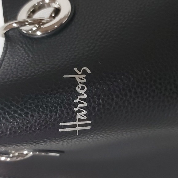 ✨ Harrods Black and Silver Reversible Vegan Leather Tote Bag - Picture 3 of 10